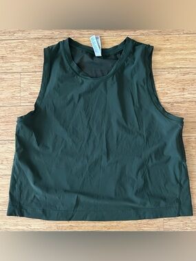 Athleta Army Green Cropped Muscle Tank With Mesh Back Size Small